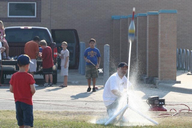 2010-Pack409-Blue-n-Gold - 222.jpg